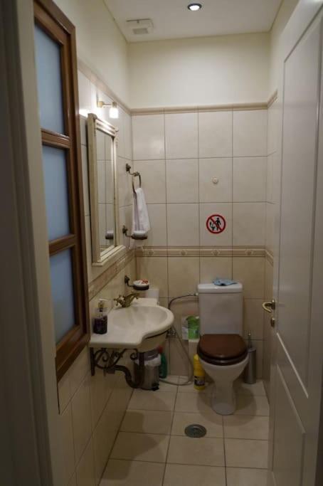 Apartment With A Garden, Bbq, Swimming Pool And Jacuzzi Dhráfi Dış mekan fotoğraf