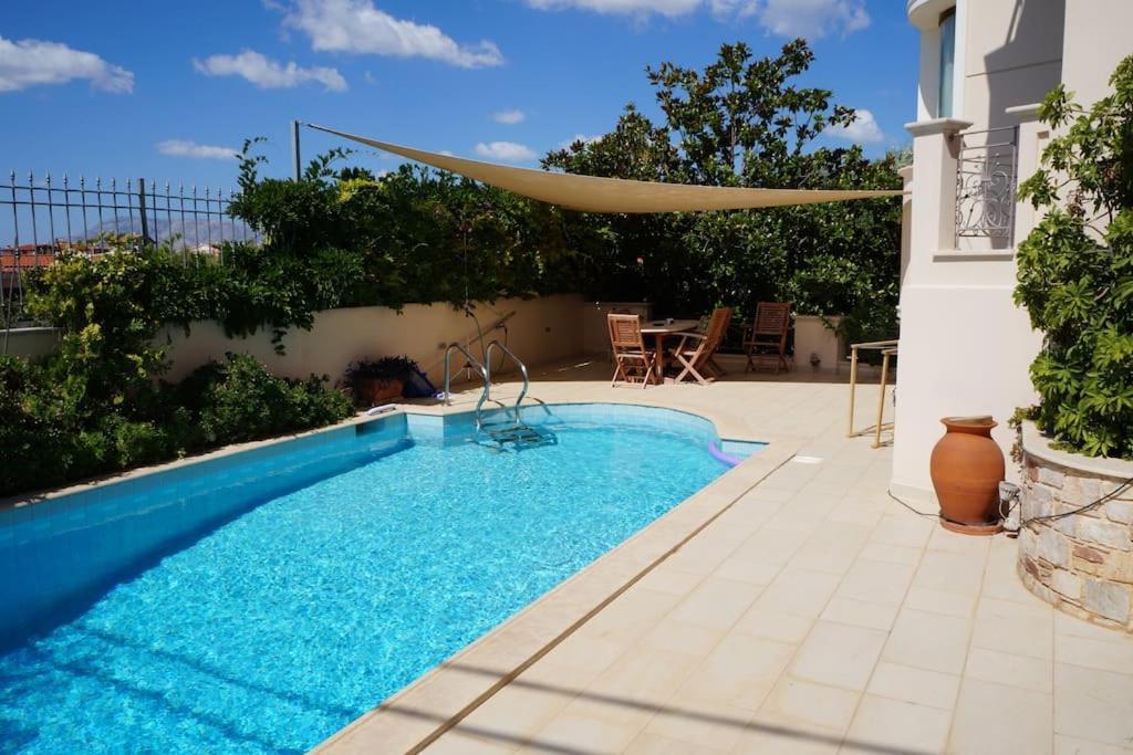 Apartment With A Garden, Bbq, Swimming Pool And Jacuzzi Dhráfi Dış mekan fotoğraf